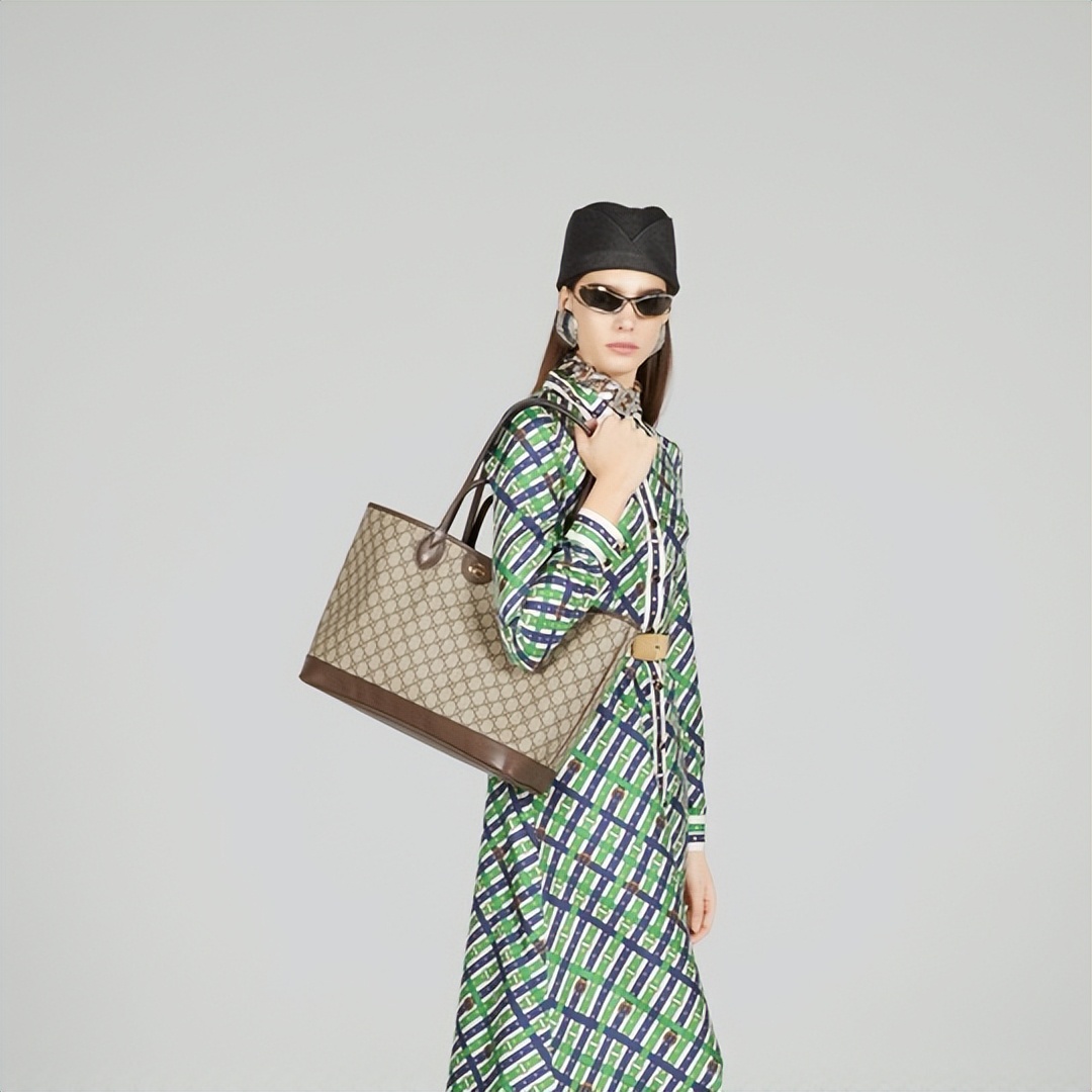 gucciophidia托特包有几个号黑色,托特包gucci新款