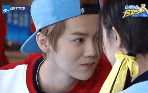 靠综艺撑热度鹿晗,鹿晗去年的收入