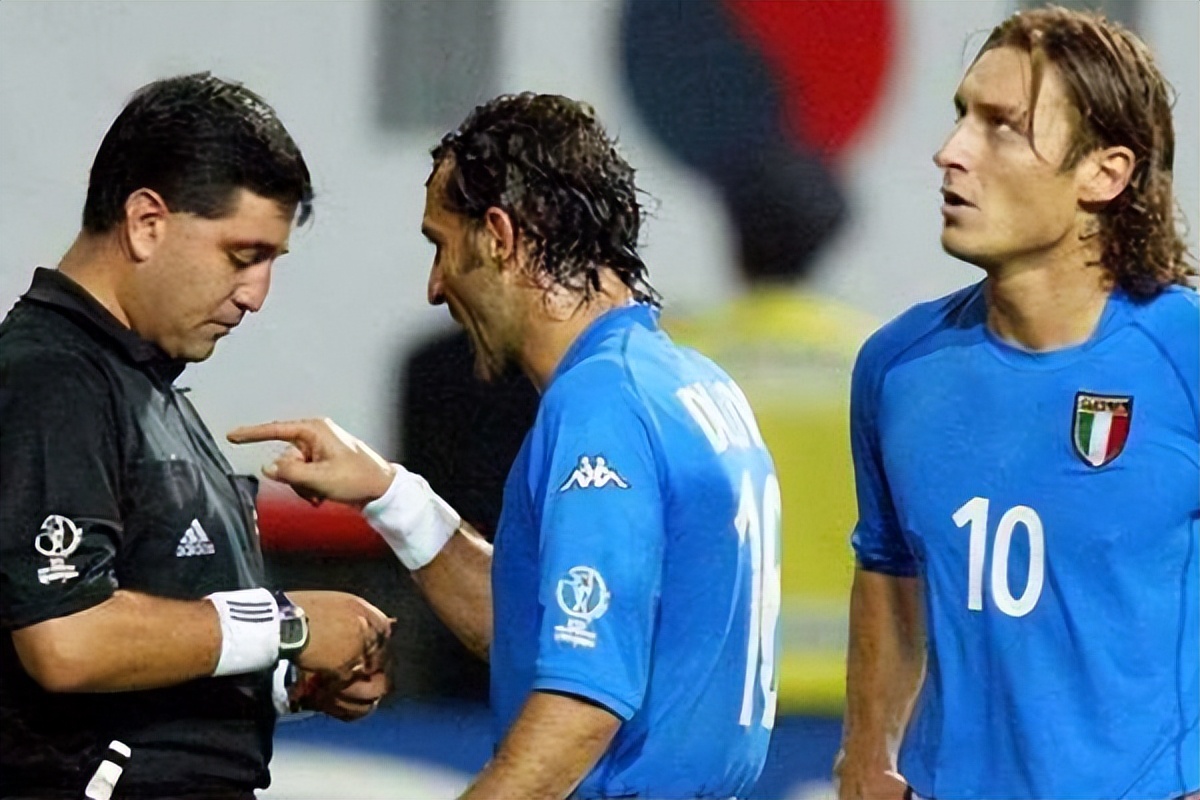 韩国队恶意犯规被打,韩国足球恶意犯规遭暴打