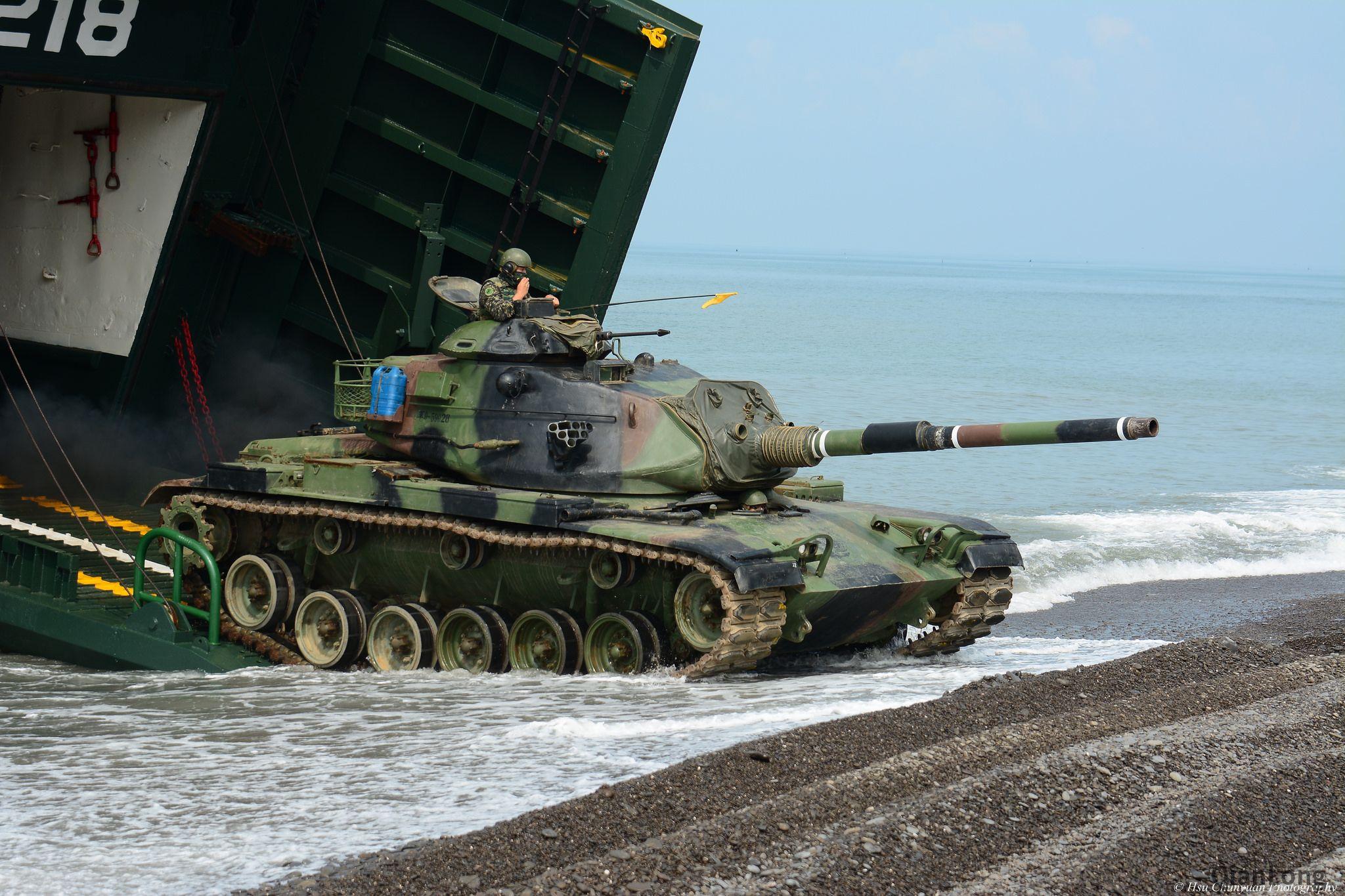 若收复台湾，东部战区三个集团军够不够？需考虑美军介入的可能！