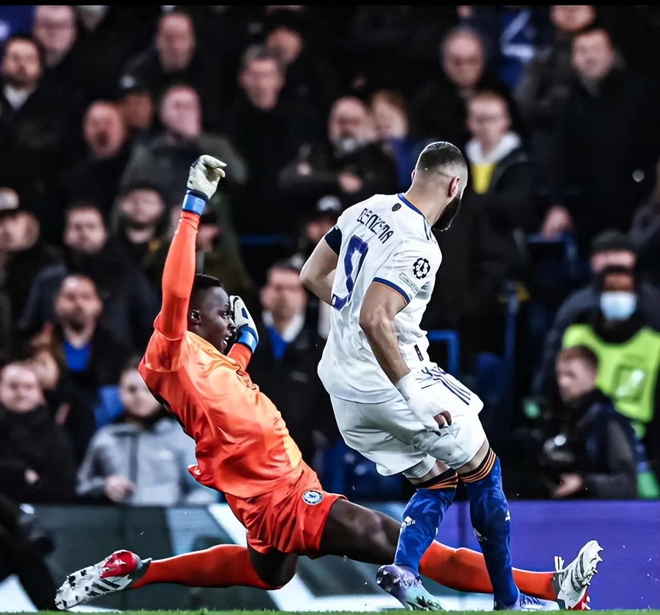 谁是下一位？四大门将见了他都失误，门将：不怪我，都怪本泽马