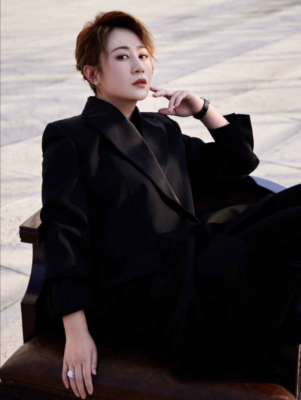 殷桃出席活动的造型,殷桃出席活动服装