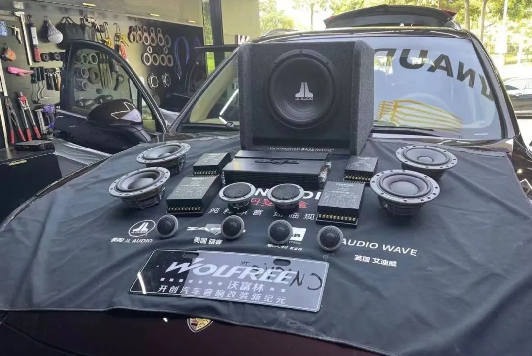 保时捷卡宴改装音响,保时捷卡宴音响不改装的效果好吗