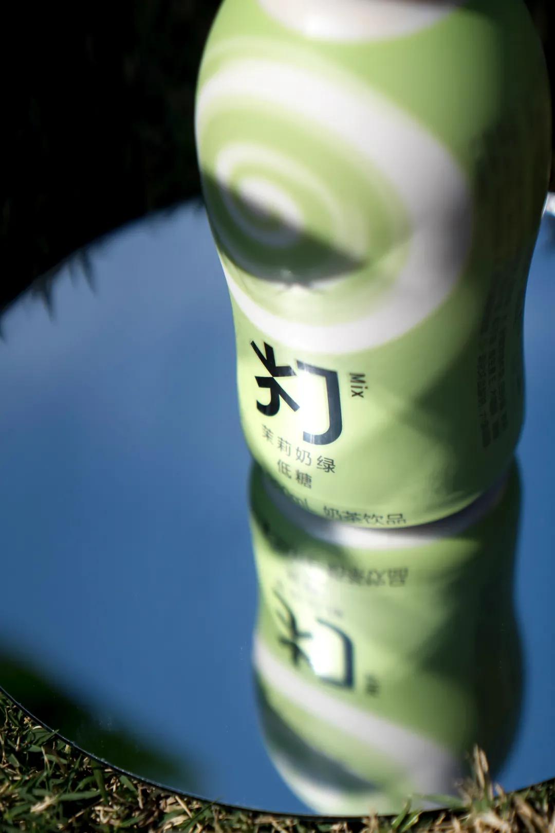 打奶茶真的好喝吗,之前很火的爆打奶茶