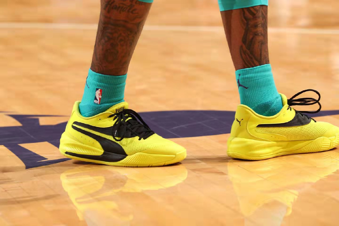 球鞋上脚集锦：0与1的美妙邂逅...