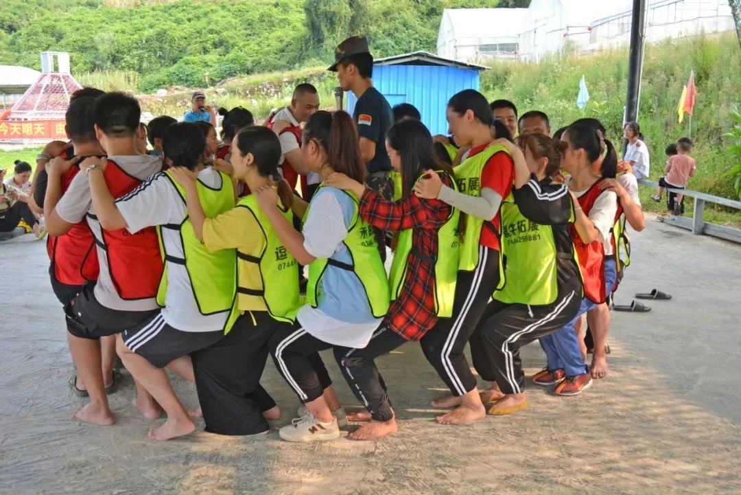 适合年轻人玩的团建小游戏,适合团建的小游戏冷门