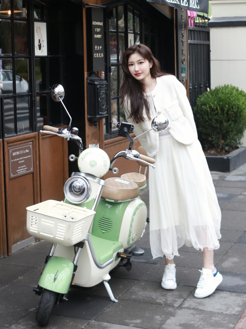 爱玛蛋蛋网红车,爱玛2023小熊网红车全新上市