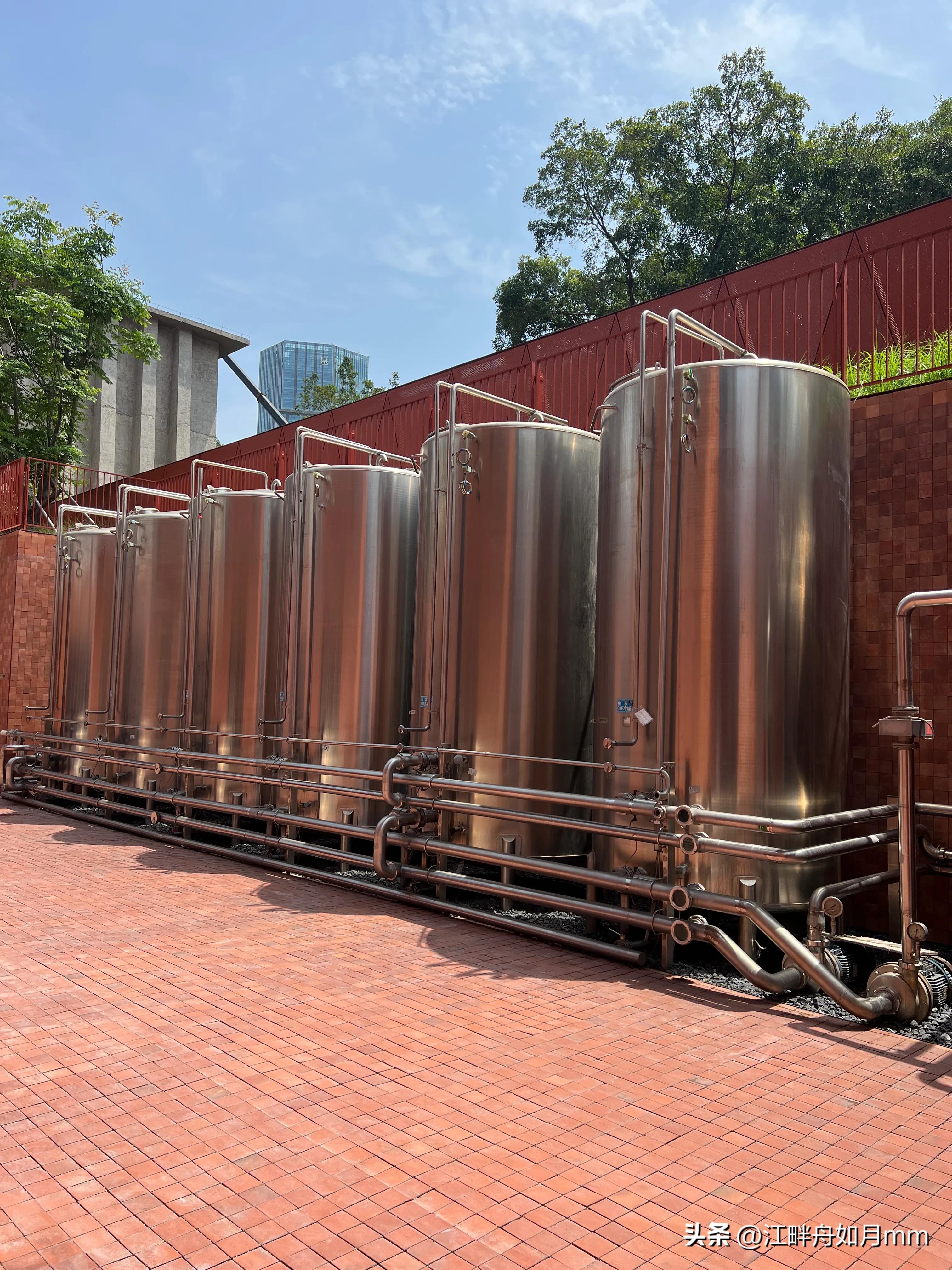 计划没有变化快，我妈突然腰腿疼、头晕不能翻身，29号中午住院了