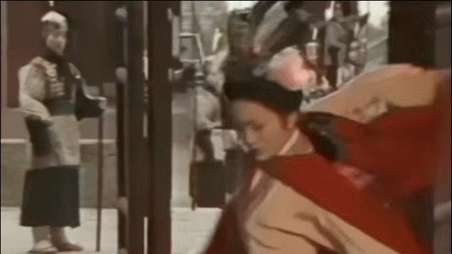 他也是一个美丽的西施，对比香港、台湾和大陆的最美版本，更美的