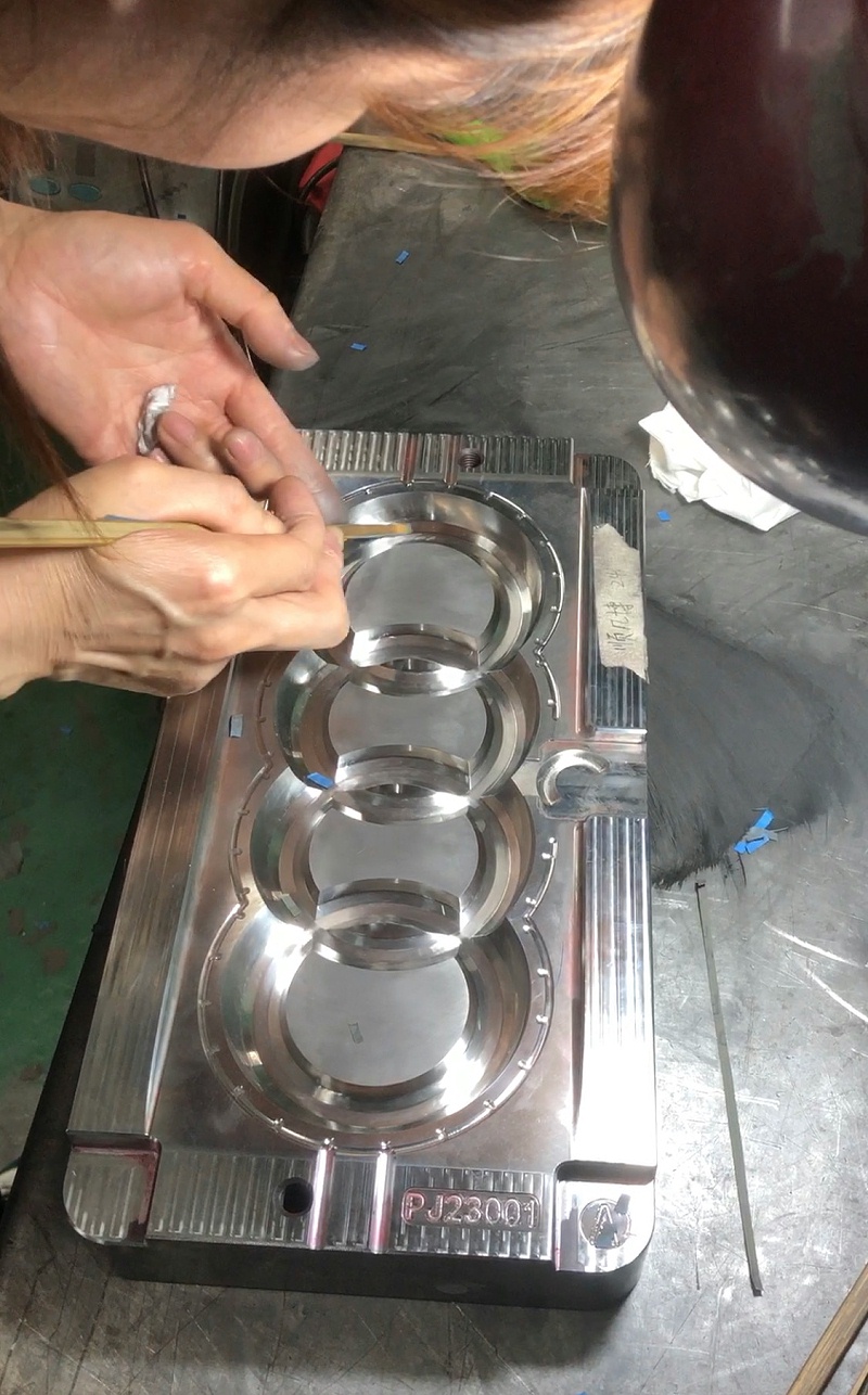 模具镜面抛光布轮怎么使用,镜面模具抛光用多少目油石