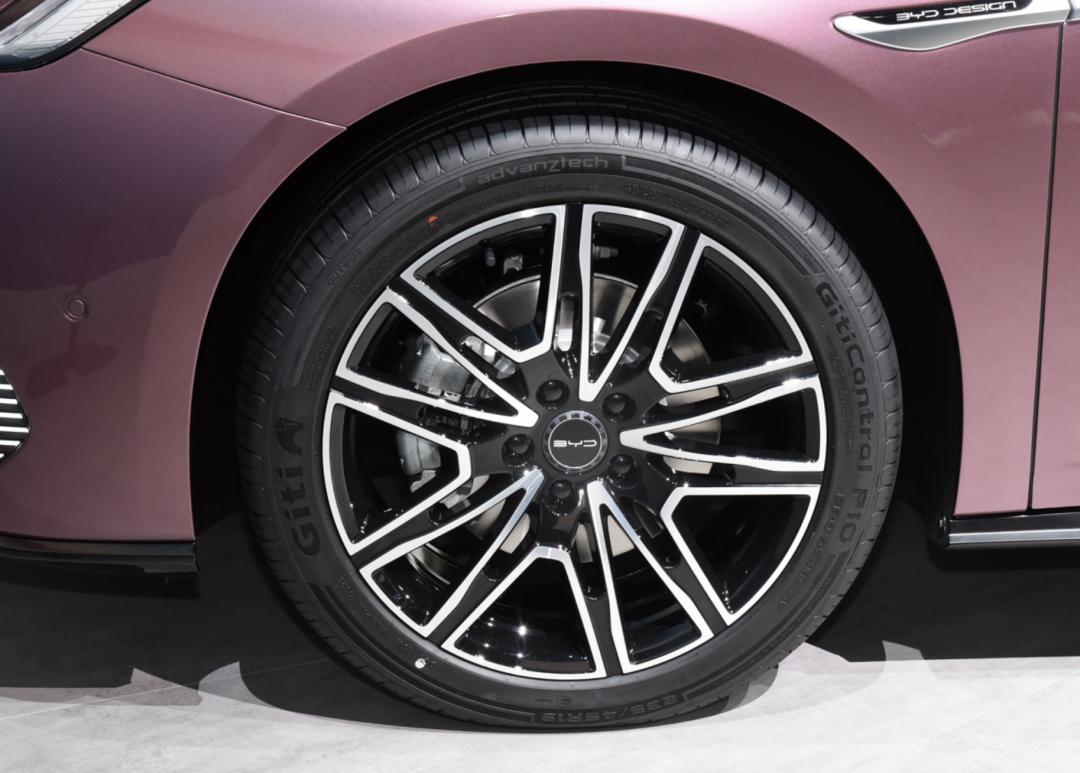 现在新款车配的热门轮胎型号,车展国产轮胎最全配套汇总