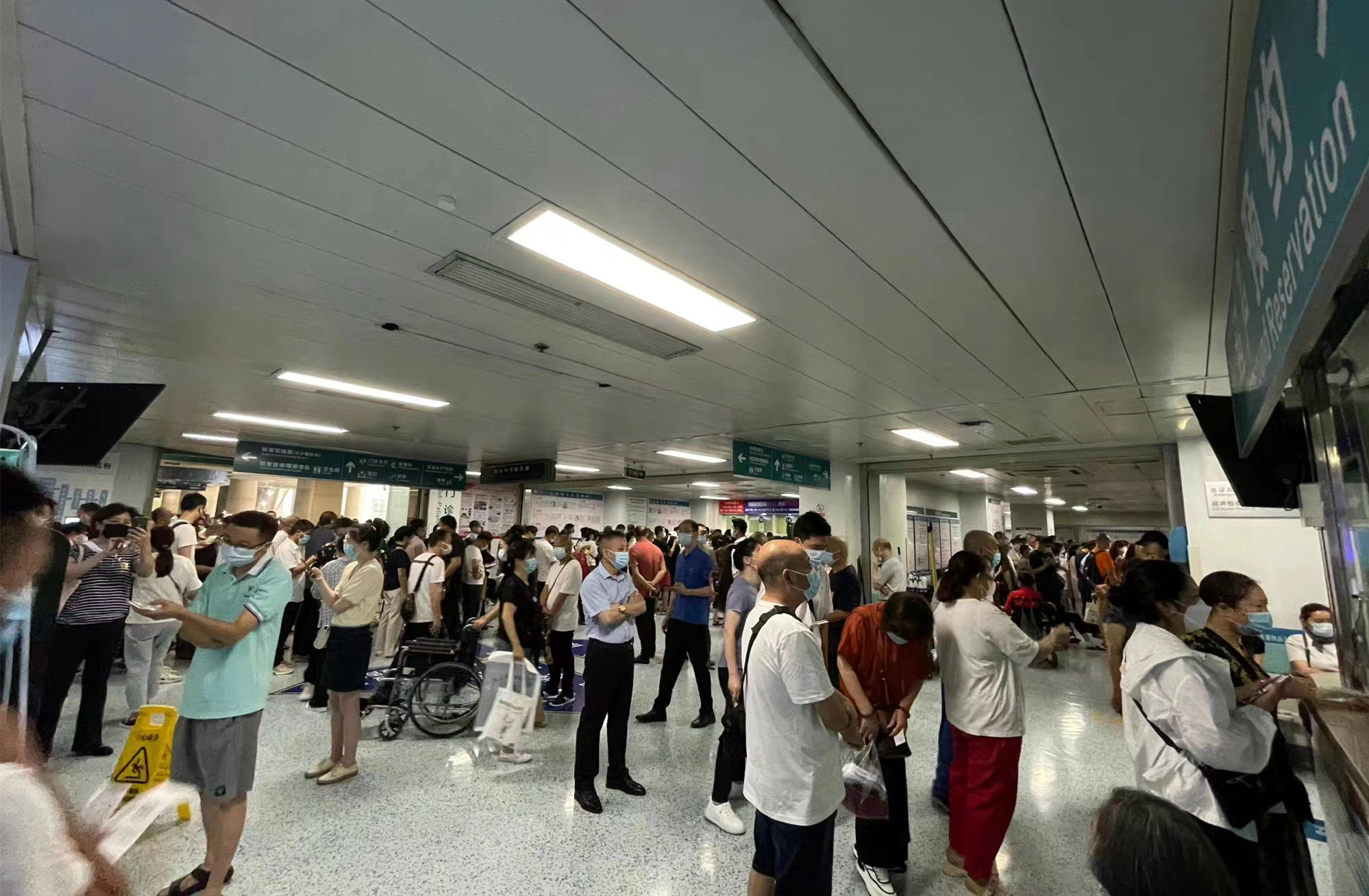 华西医院什么时候恢复正常门诊,华西医院逐步恢复门诊了吗