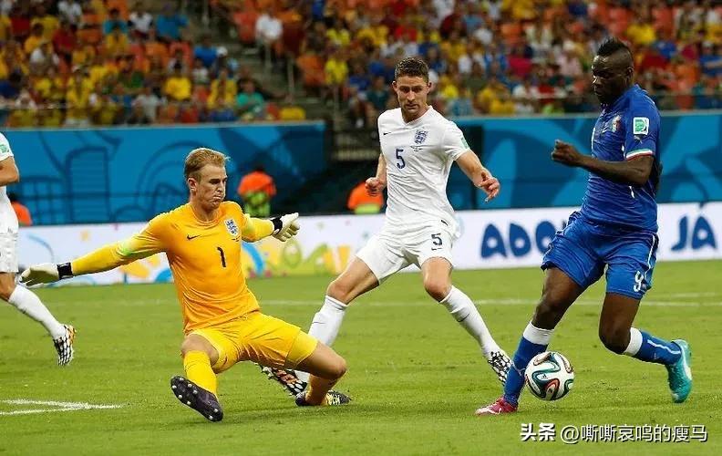 攻势足球战术思路,二人默契配合战术