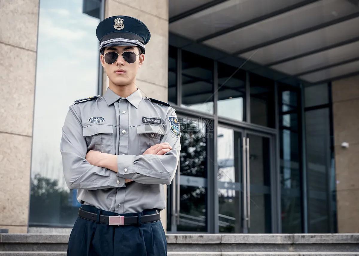 在富士康当了保安就不能当普工吗,在富士康当保安自离扣工资吗