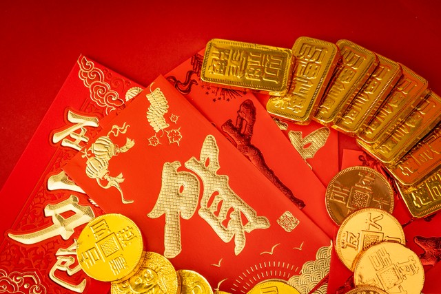 过年发红包给多少钱合适老妈,过年发红包是给现金还是直接发