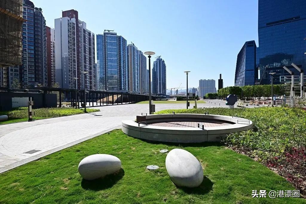 50年代的香港包租婆,香港包租公每月花8万租