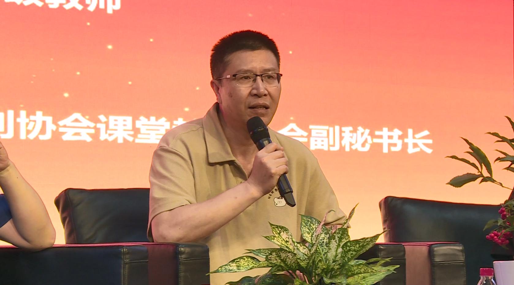 鑱氱劍瀛︾敓璇枃绱犲吇,鑱氱劍鍏绘垚鏁欒偛绛戠墷寰疯偛鏍瑰熀浣滄枃