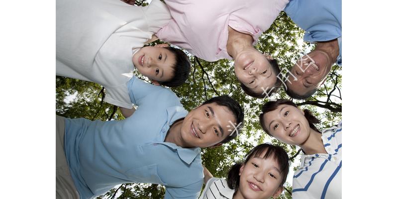 搭伙大妈提出费用对方全包，大爷：行！我就一个要求大妈想得美