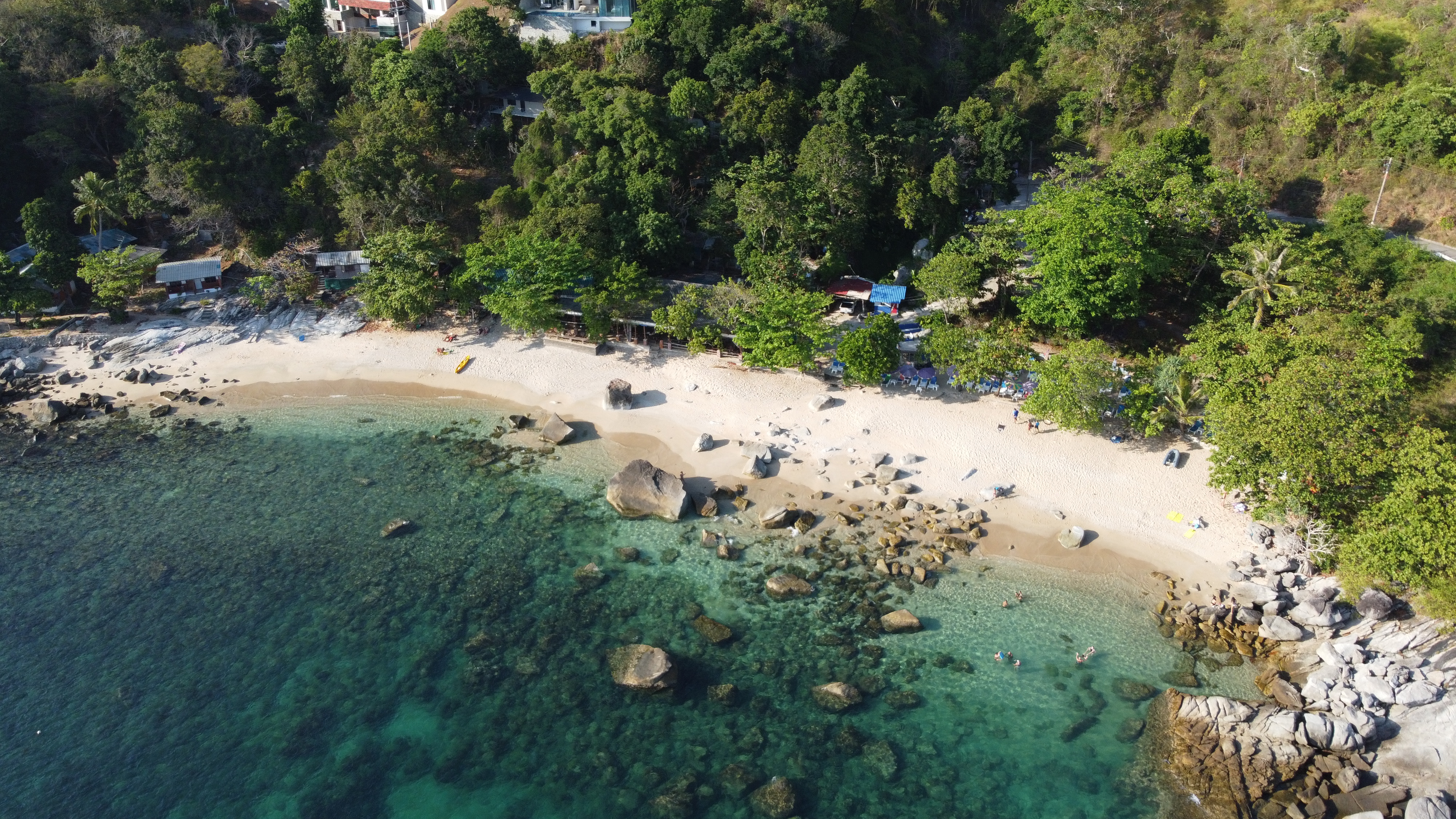 泰国房产持有期间的费用？泰国有房产税吗？泰国的物业费高吗？