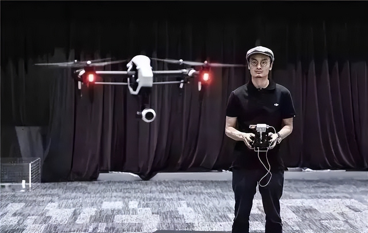 他，80后，身价500亿：用7年抢占全球7成市场，10年形成垄断