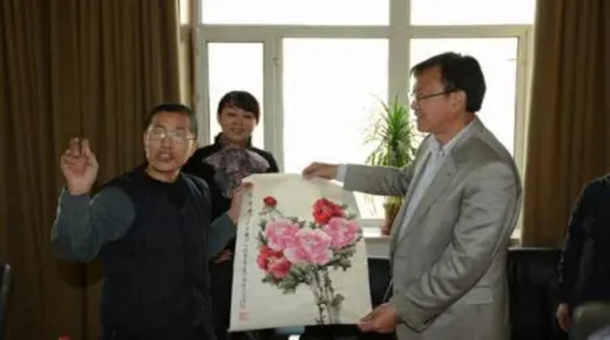 心脏移植27岁小伙换上57岁的心脏,60岁移植26岁小伙的心脏