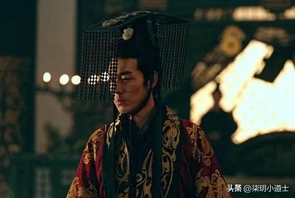 三国时期除了魏蜀吴还有哪些,历史上三国是三国演义里的嘛