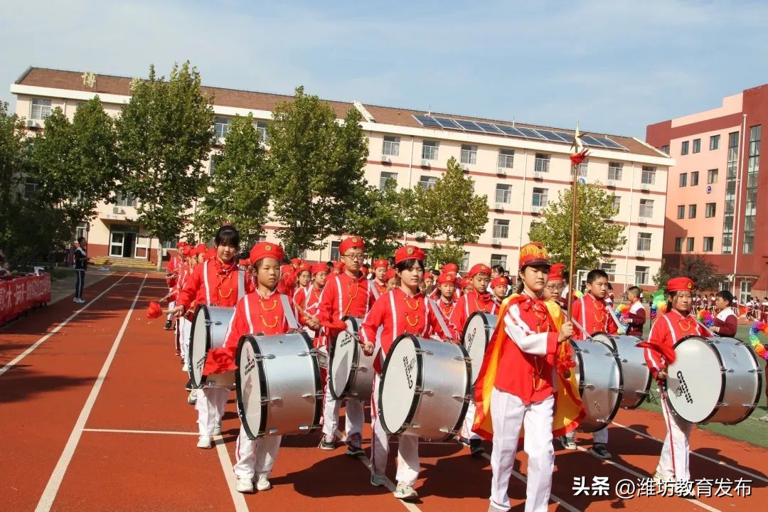 新闻周播报完整版,周播报抖音