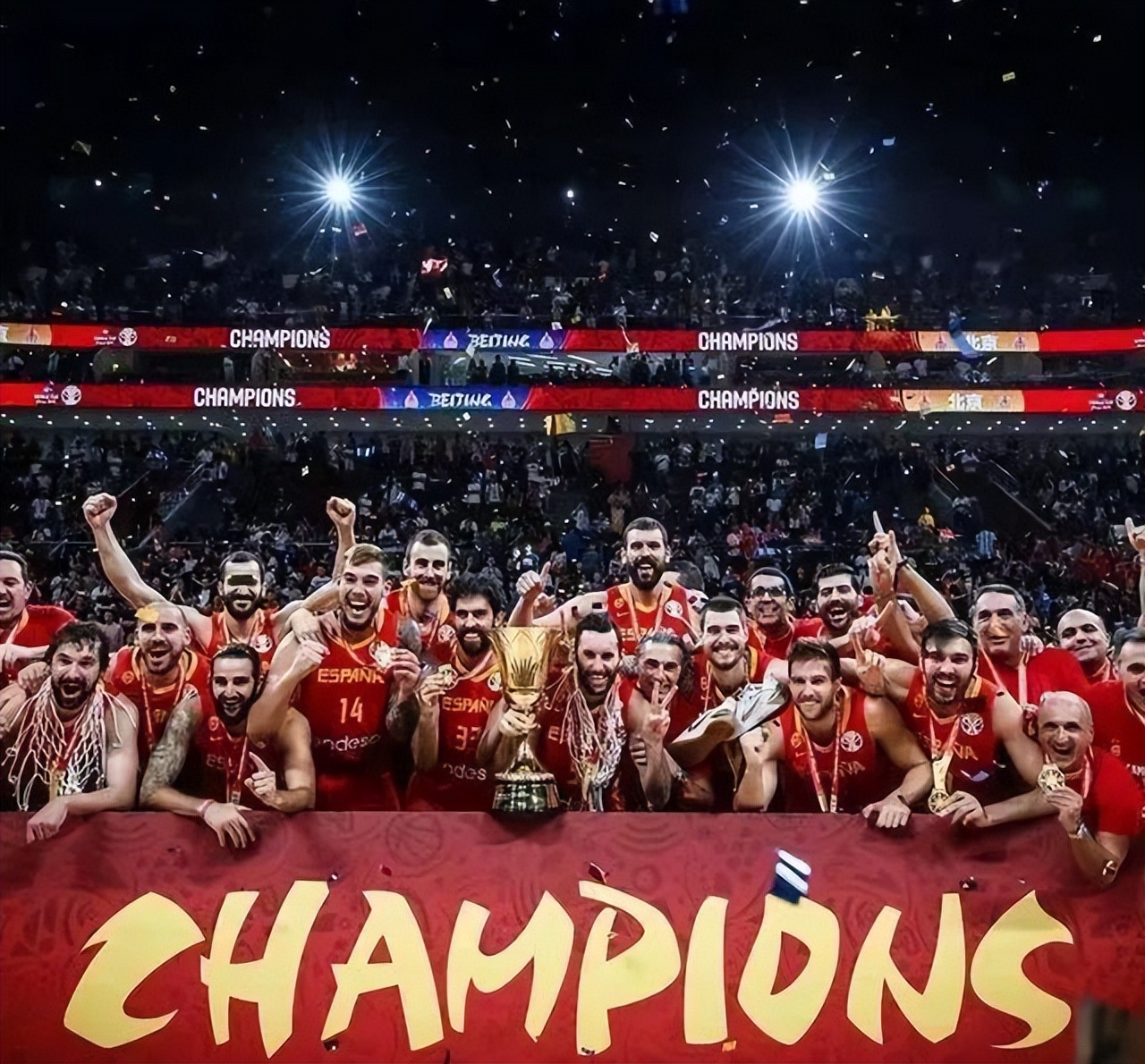 世界上篮球联赛收入排名,cba职业篮球和nba哪个厉害