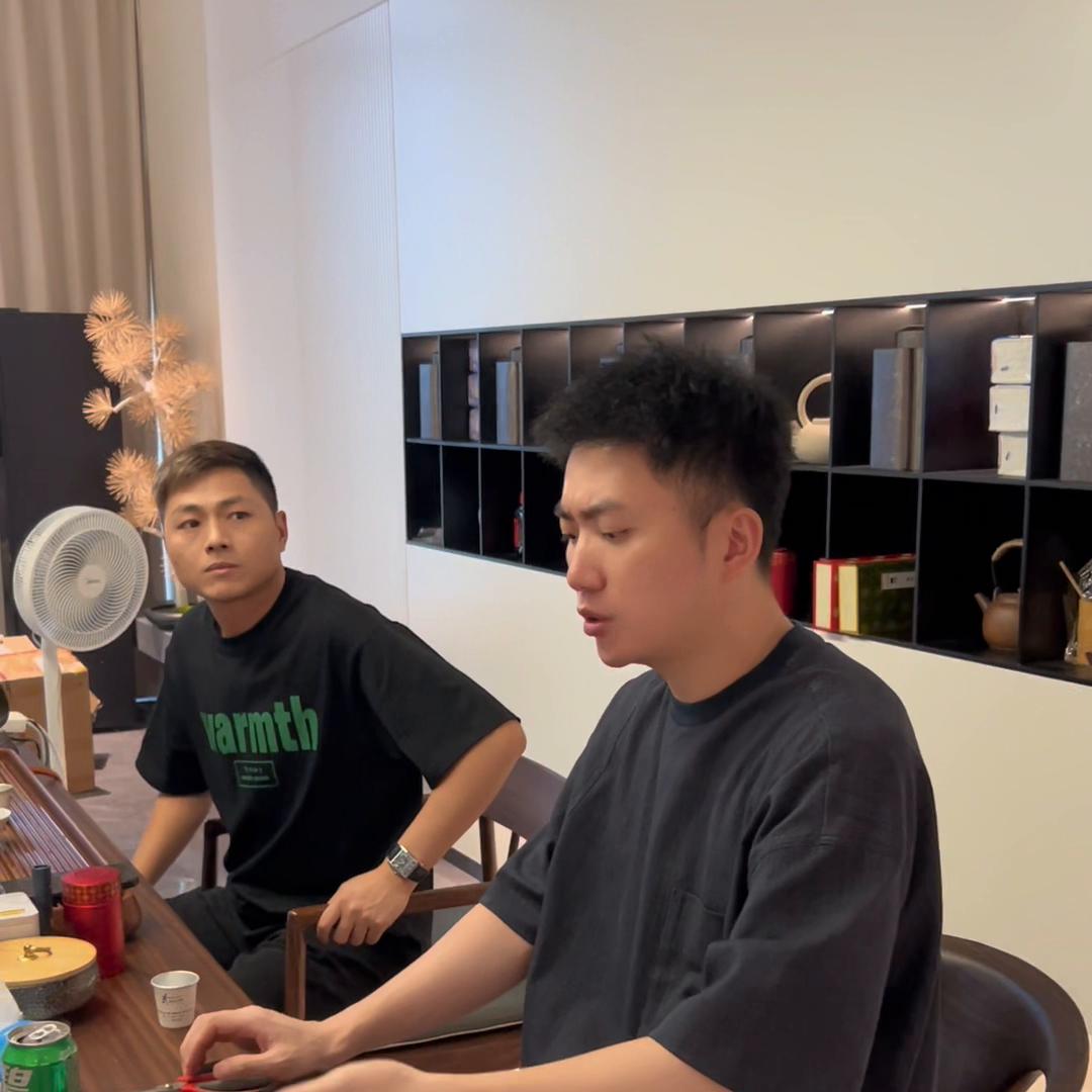 你们觉得要把阿兵哥和阿东拆开吗？@太子岁-阿兵哥