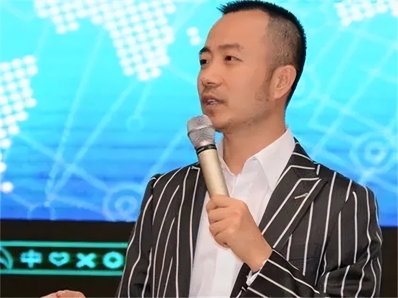 俞凌雄怎样从小长大的,俞凌雄成长经历