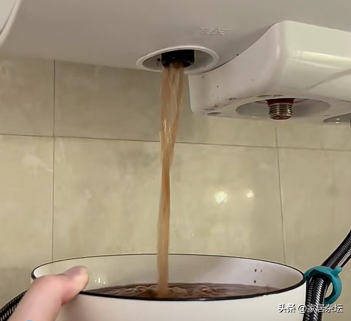 热水器一年不用需要排空水吗,热水器一年不用怎样清理