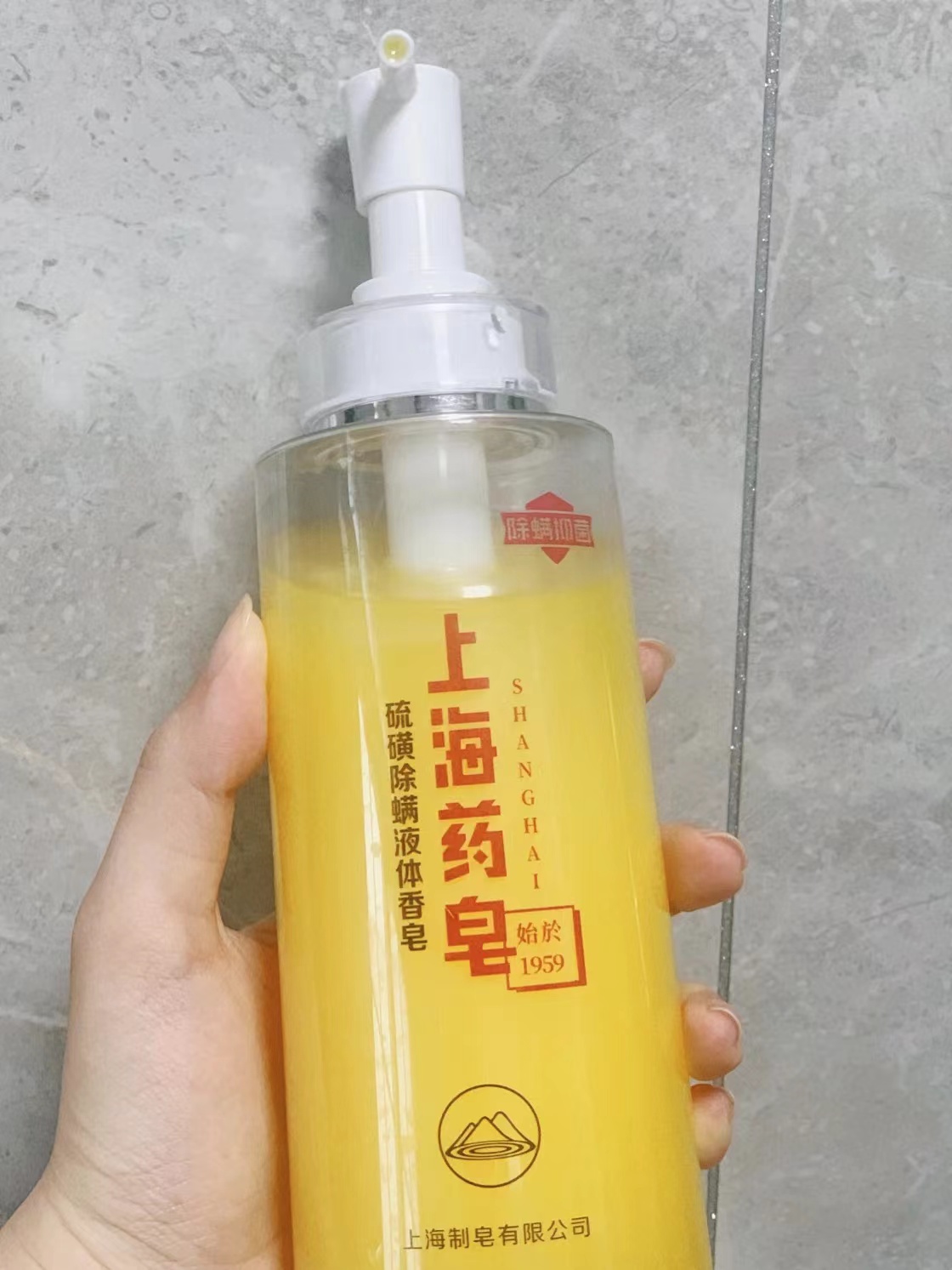 后背痘痘反反复复怎么彻底去除,后背长痘痘的清洁护理