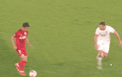 武磊单场2球树立新里程碑完整版,武磊赛季前四场2球1助独领风骚