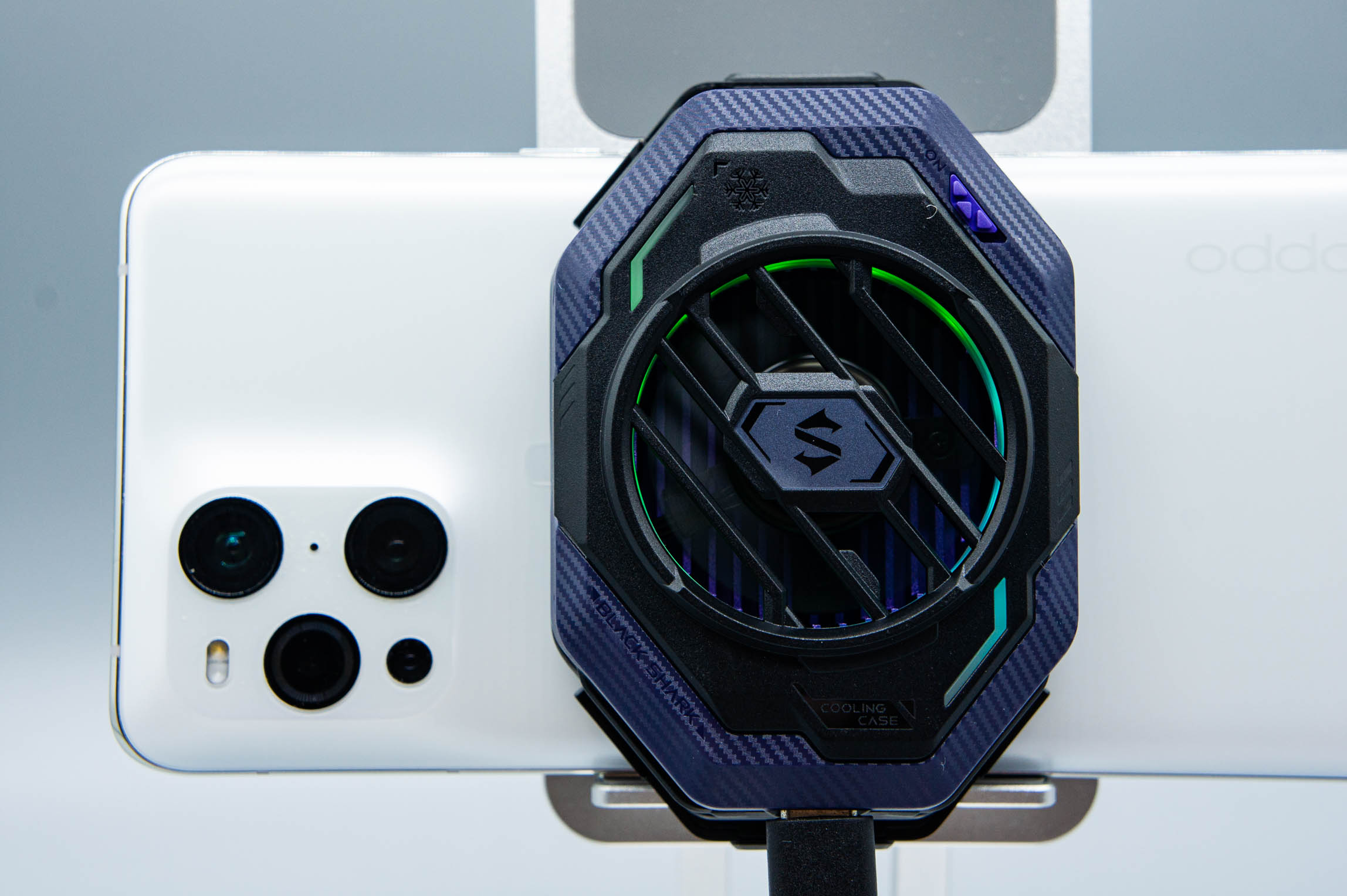 手机游戏散热背夹测评,游戏手机配散热背夹极限测试