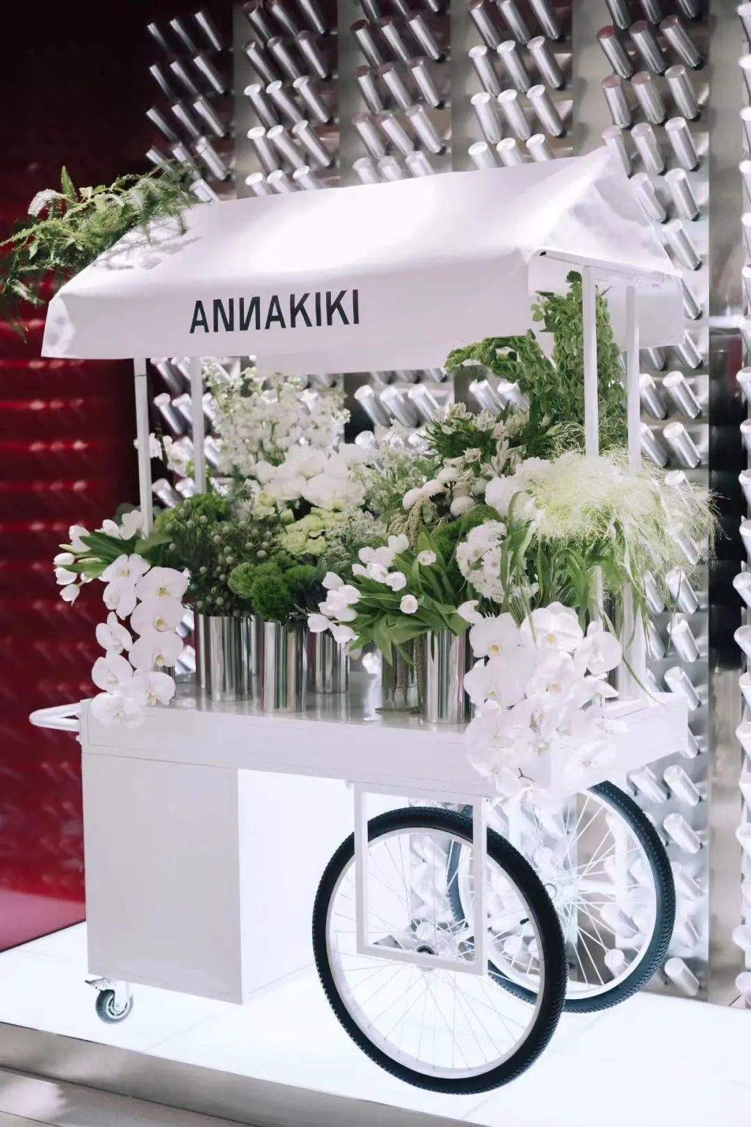 无锡两个爱花的小姐姐，开了家“宝藏”花店，对接奢侈品牌，业绩步步攀升