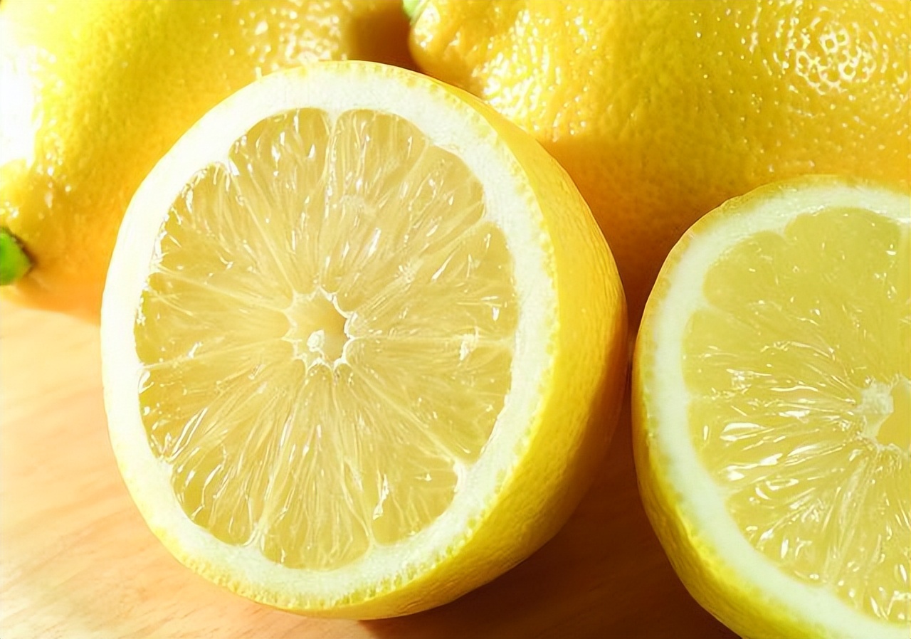 女性不想衰老3种食物多吃,女性不想衰老太快多吃这7种水果