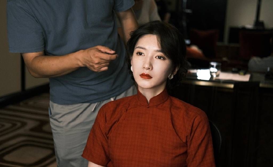 旗袍江疏影,江疏影旗袍照