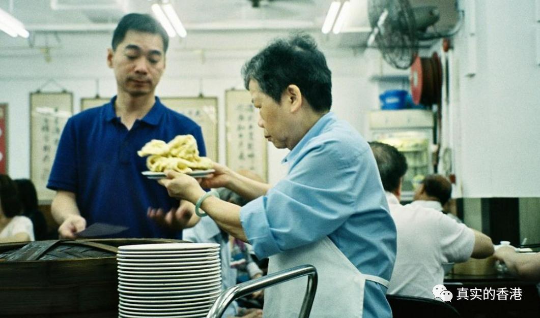 香港莲香楼结业原因,香港92岁老店莲香楼结业