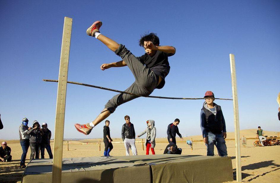 儿子初中到高中身高的变化,孩子到了高中身高猛涨