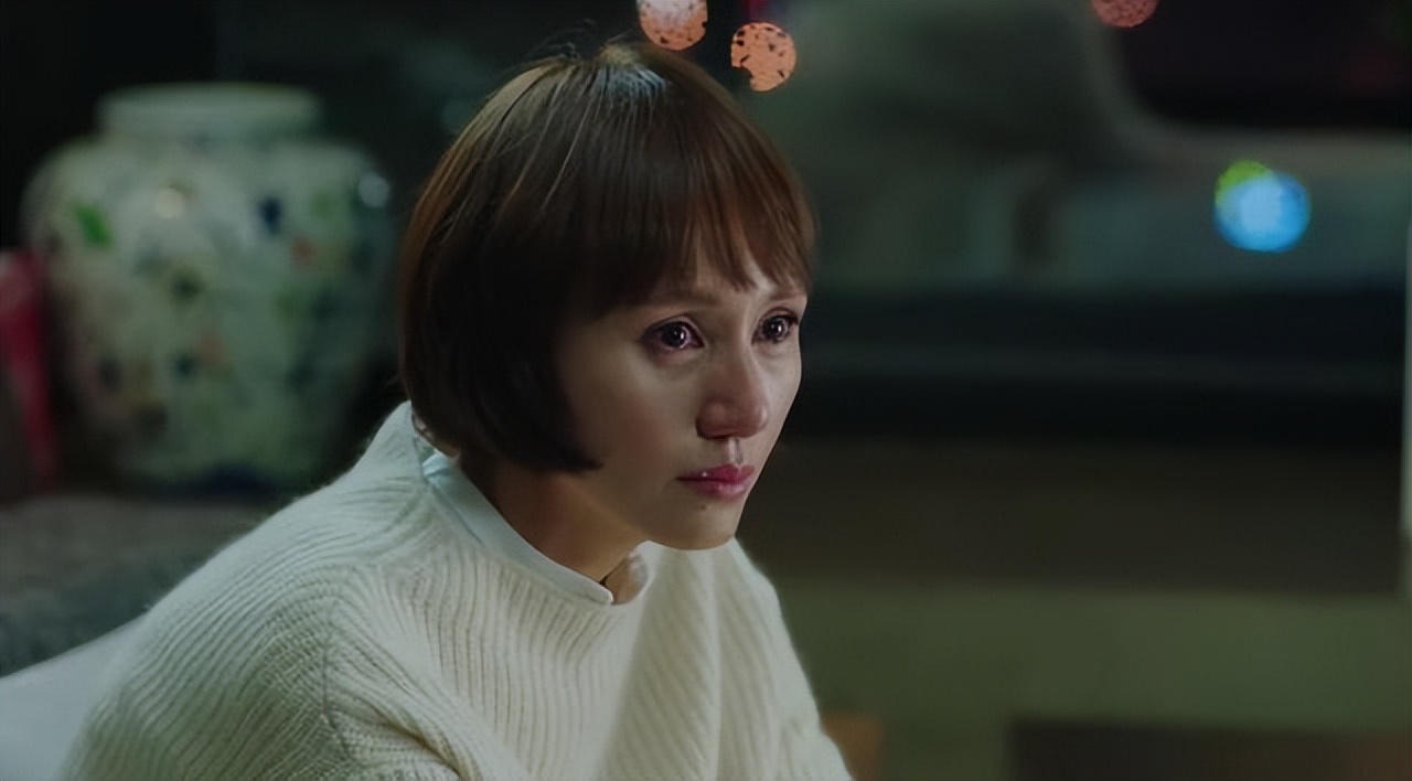 袁泉6根钢钉,袁泉走红毯打了多少明星的脸