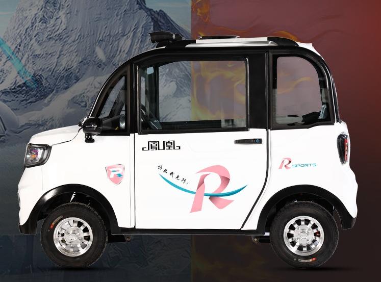 不要驾驶证能挡雨的三轮车,不要驾照的小型电动四轮车