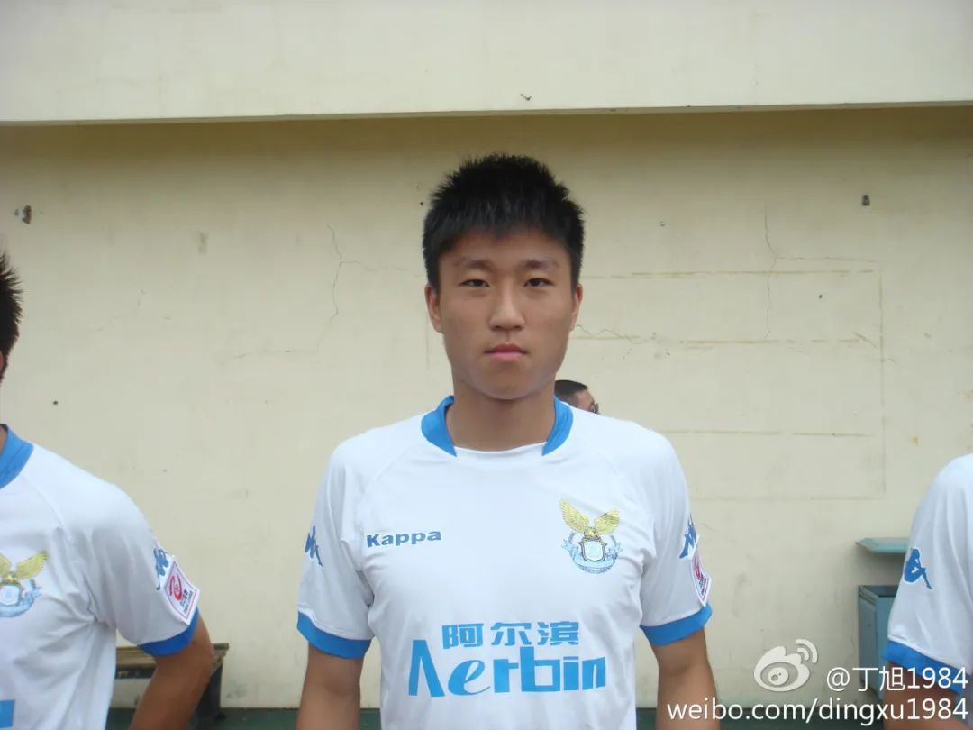 徐夷文小传丨香港谢菲联队长，北区大足赛冠军