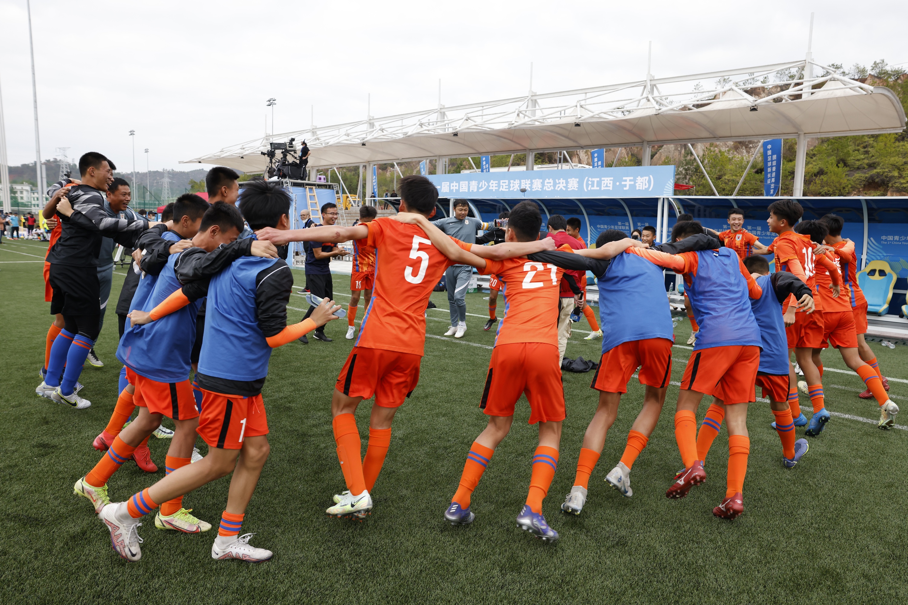 山东鲁能泰山青训队,山东泰山两冠青训