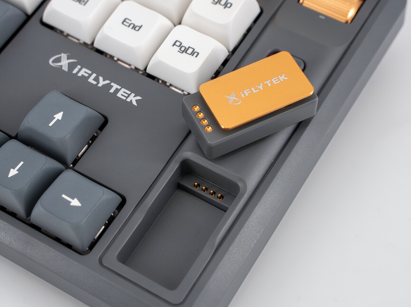 科大讯飞的t8ai机械键盘,科大讯飞t8键盘灯光