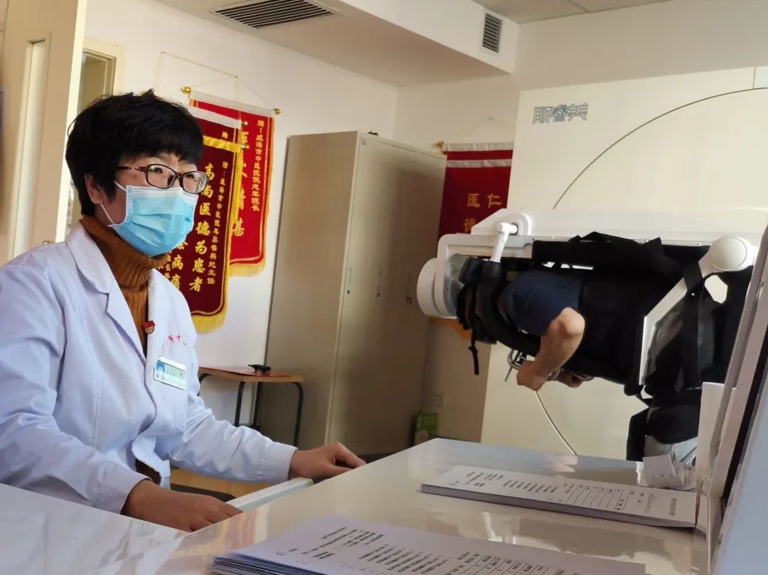 感觉晕乎乎的挂什么科室,头晕天旋地转挂号挂什么科