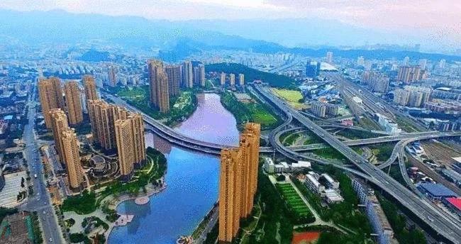 同一小区商品房和回迁房质量区别,同一楼盘新房和二手房