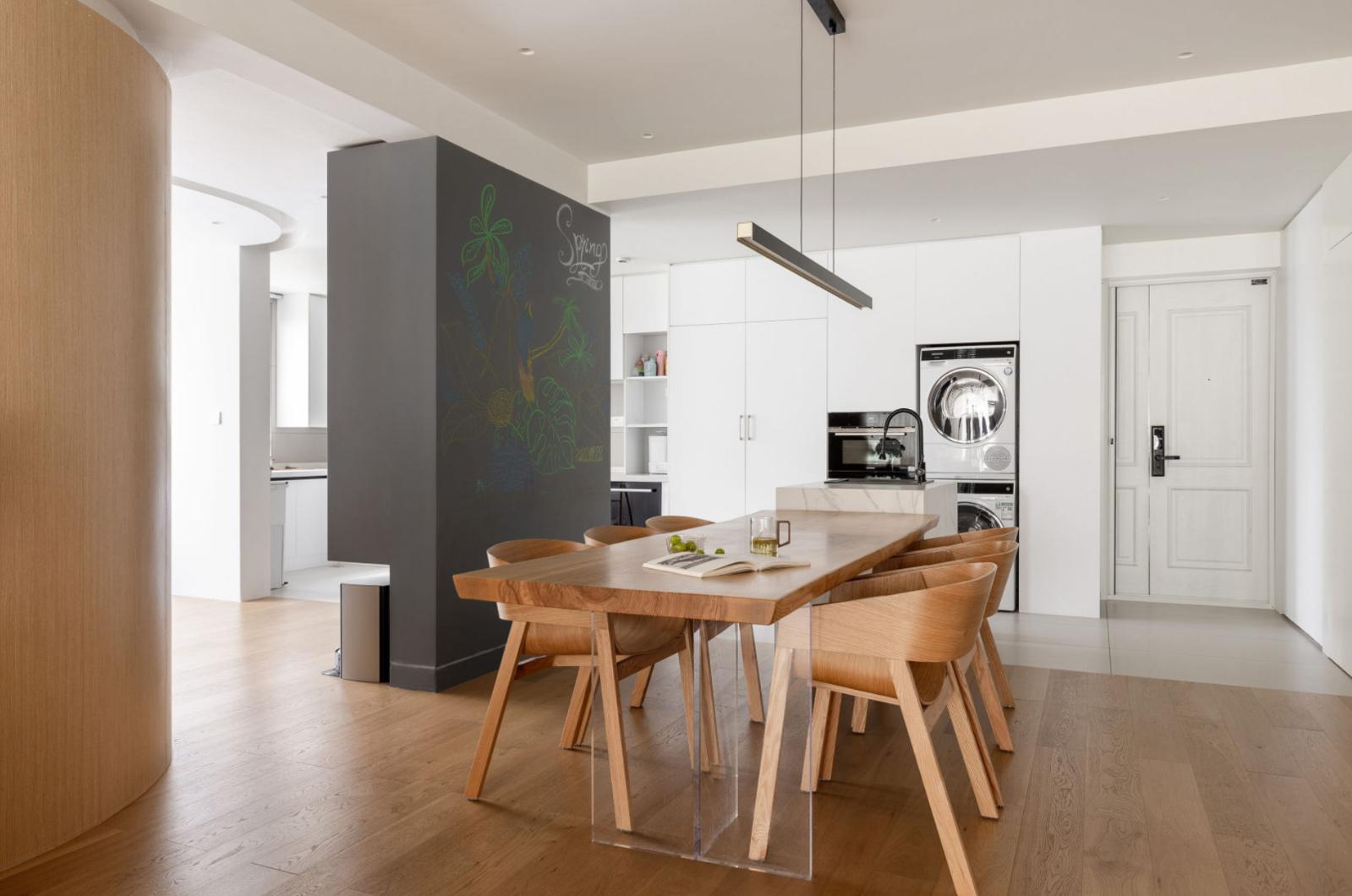 在家里自己造一个好玩的游乐园,儿童房树屋设计在家就是游乐场