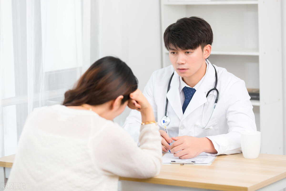 女人绝经后更年期会更严重吗,女性绝经后更年期会结束吗