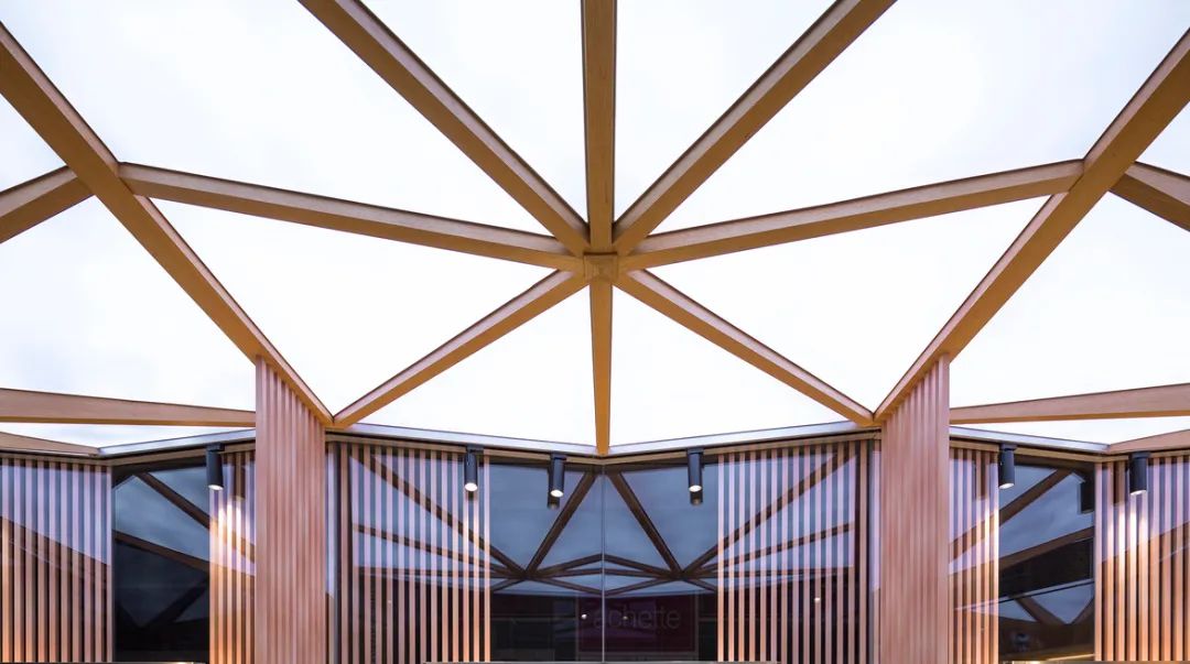 什么是软膜天花？材料类型及施工工艺