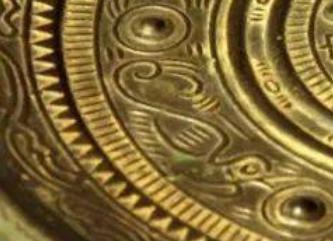 关二爷的眼是吊眼还是丹凤眼,关二爷为什么闭着眼睛